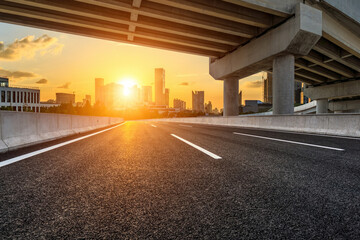 攻欲善骑受,必先利其器 什么意思