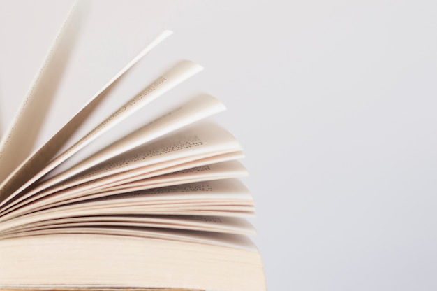 海南岛海水养殖对海岸带地质环境的影响